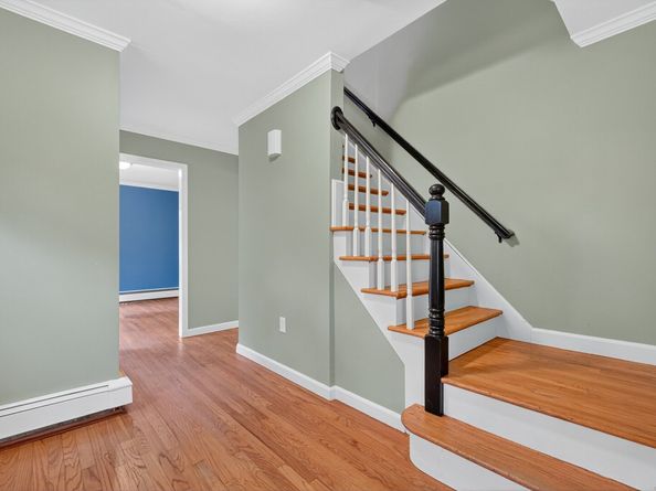 27 W Woodland Drive, Redding CT 06896