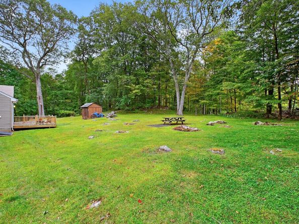 27 W Woodland Drive, Redding CT 06896