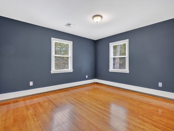 27 W Woodland Drive, Redding CT 06896