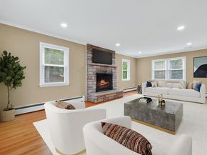 27 W Woodland Drive, Redding CT 06896