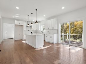 19A Apache Drive, Brookfield CT 06804