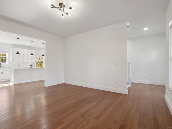 19A Apache Drive, Brookfield CT 06804