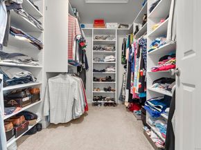 560 River Road APT 1, Shelton CT 06484