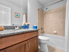 560 River Road APT 1, Shelton CT 06484