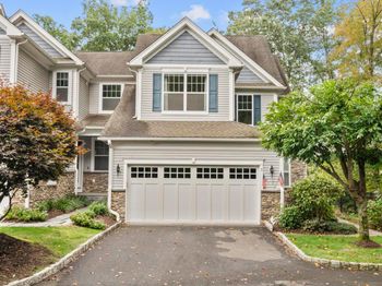 560 River Road