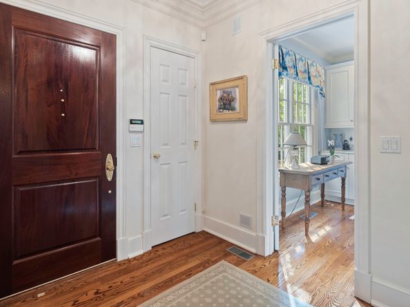 197 Park Street 13, New Canaan CT 06840