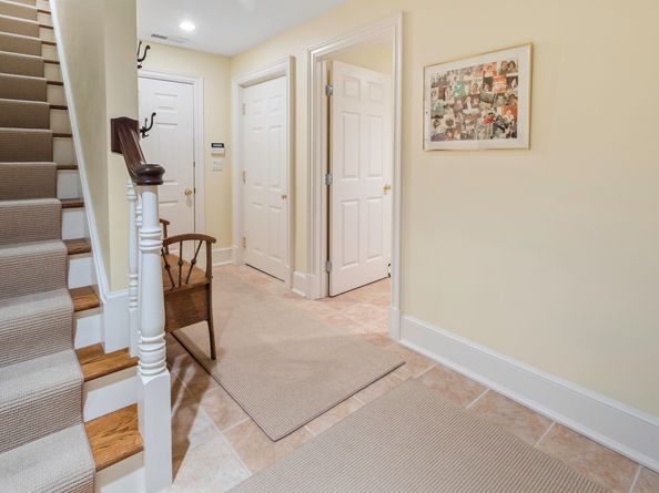197 Park Street 13, New Canaan CT 06840