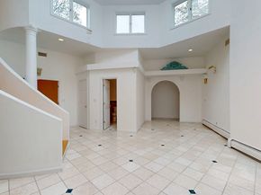 110 Erskine Road, Stamford CT 06903