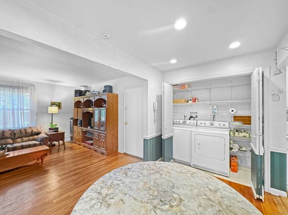 104 Strawberry Hill Avenue 2, Stamford CT 06902
