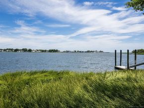 24 Neptune Avenue, Norwalk CT 06854