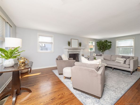 24 Neptune Avenue, Norwalk CT 06854