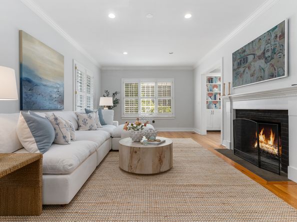 9 Milton Place, Norwalk CT 06853