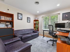 86 Coachlamp Lane, Stamford CT 06902