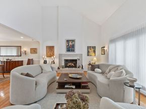 86 Coachlamp Lane, Stamford CT 06902