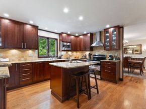 86 Coachlamp Lane, Stamford CT 06902