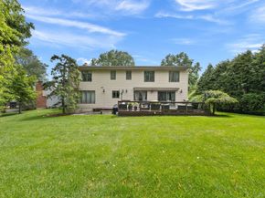 86 Coachlamp Lane, Stamford CT 06902
