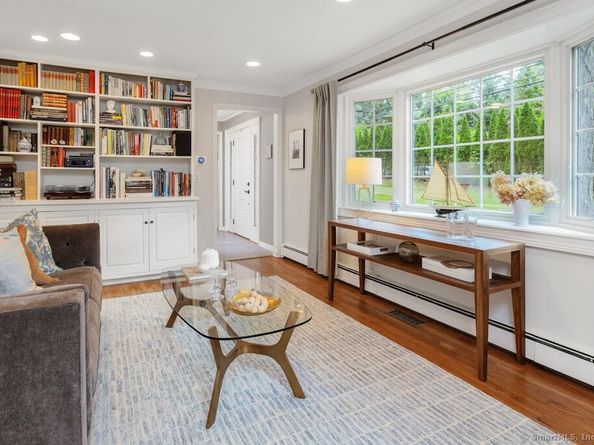 125 Wilton Road W, Ridgefield CT 06877