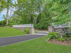 125 Wilton Road W, Ridgefield CT 06877