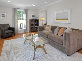 125 Wilton Road W, Ridgefield CT 06877