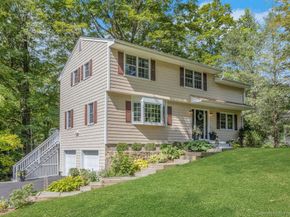 125 Wilton Road W, Ridgefield CT 06877