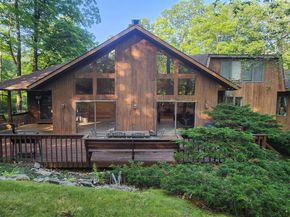 518 Woodbine Road, Stamford CT 06903