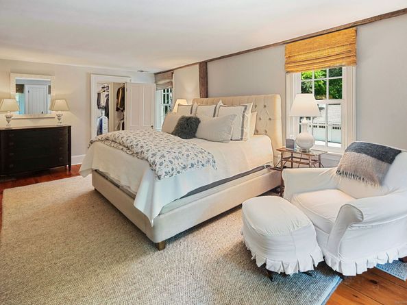 105 White Oak Shade Road, New Canaan CT 06840