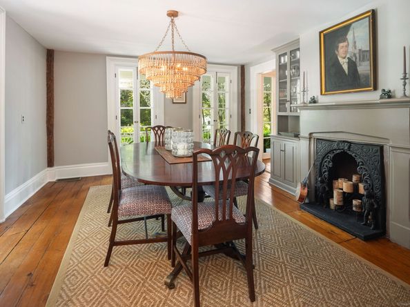 105 White Oak Shade Road, New Canaan CT 06840