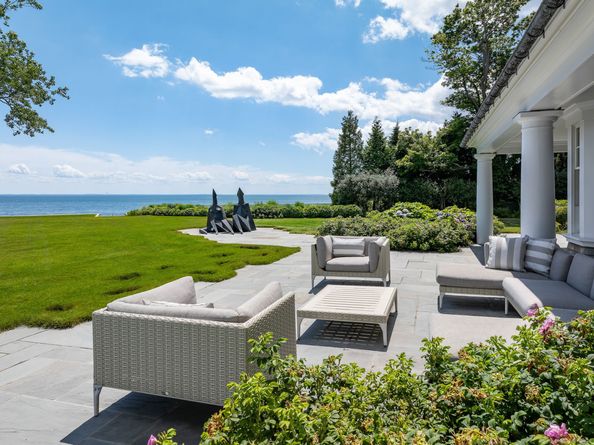 122 Beachside Avenue, Westport CT 06880