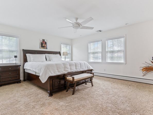 3657 Park Avenue, Fairfield CT 06825