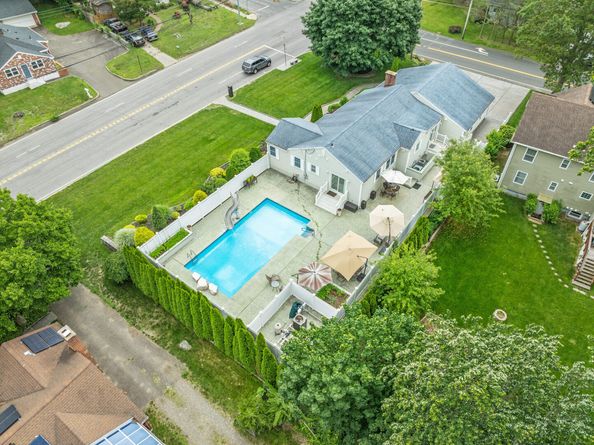 3657 Park Avenue, Fairfield CT 06825