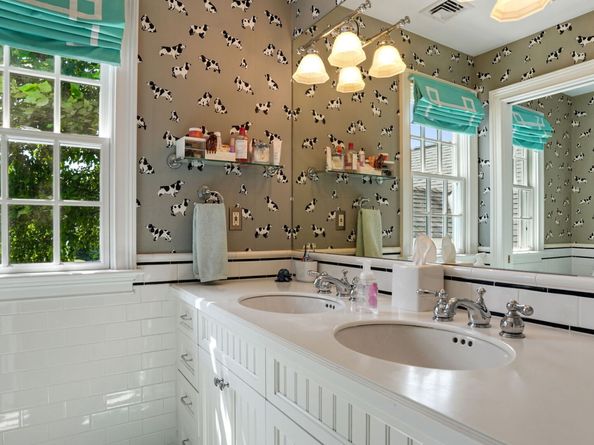 152 Long Lots Road, New Canaan CT 06840