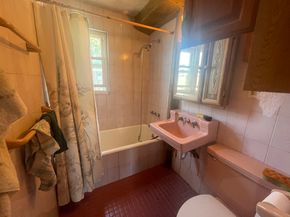 Bld 69 Court D Court 82, Bridgeport CT 06610