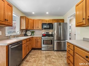 6 Country Ridge Road, Danbury CT 06811