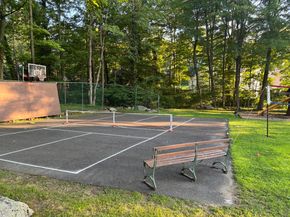 6 Vista Street, Danbury CT 06811