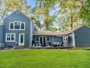 36 Hayes Lane, Ridgefield CT 06877