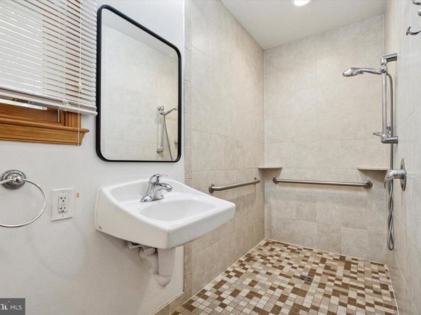 168 Lehigh Drive, Richboro PA 18954