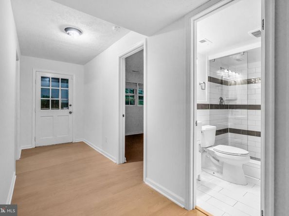 1218 Kensington Road, Mclean VA 22101