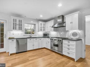 1218 Kensington Road, Mclean VA 22101