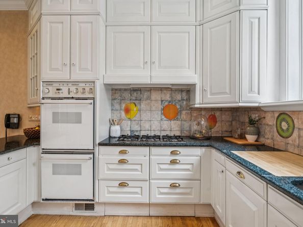 1818 Delancey Street, Philadelphia PA 19103