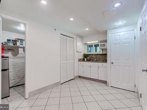 2217 39TH Place NW, Washington DC 20007