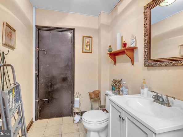 6222 Lansdowne Avenue, Philadelphia PA 19151