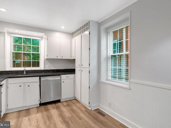 3004 S Columbus Street S A2, Arlington VA 22206