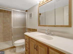 3004 S Columbus Street S A2, Arlington VA 22206