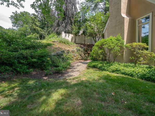 1241 Denbigh Lane, Wayne PA 19087