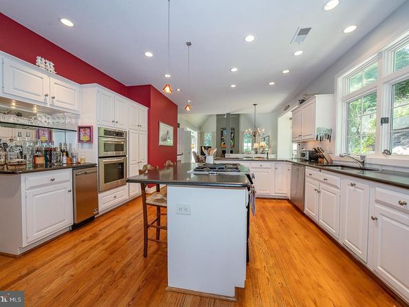 1241 Denbigh Lane, Wayne PA 19087