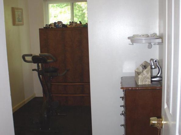 1902 Valley Terrace SE, Washington DC 20032