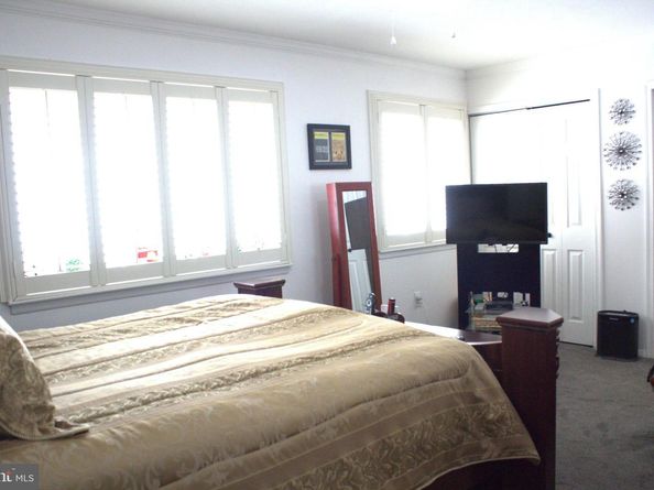 1902 Valley Terrace SE, Washington DC 20032