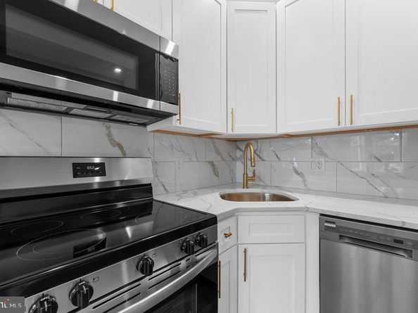 1828 W Venango Street, Philadelphia PA 19140