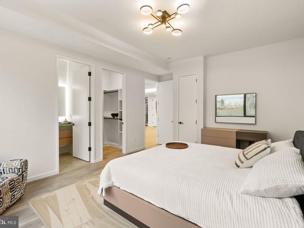 9408 Old Courthouse Road, Vienna VA 22182