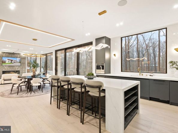9408 Old Courthouse Road, Vienna VA 22182